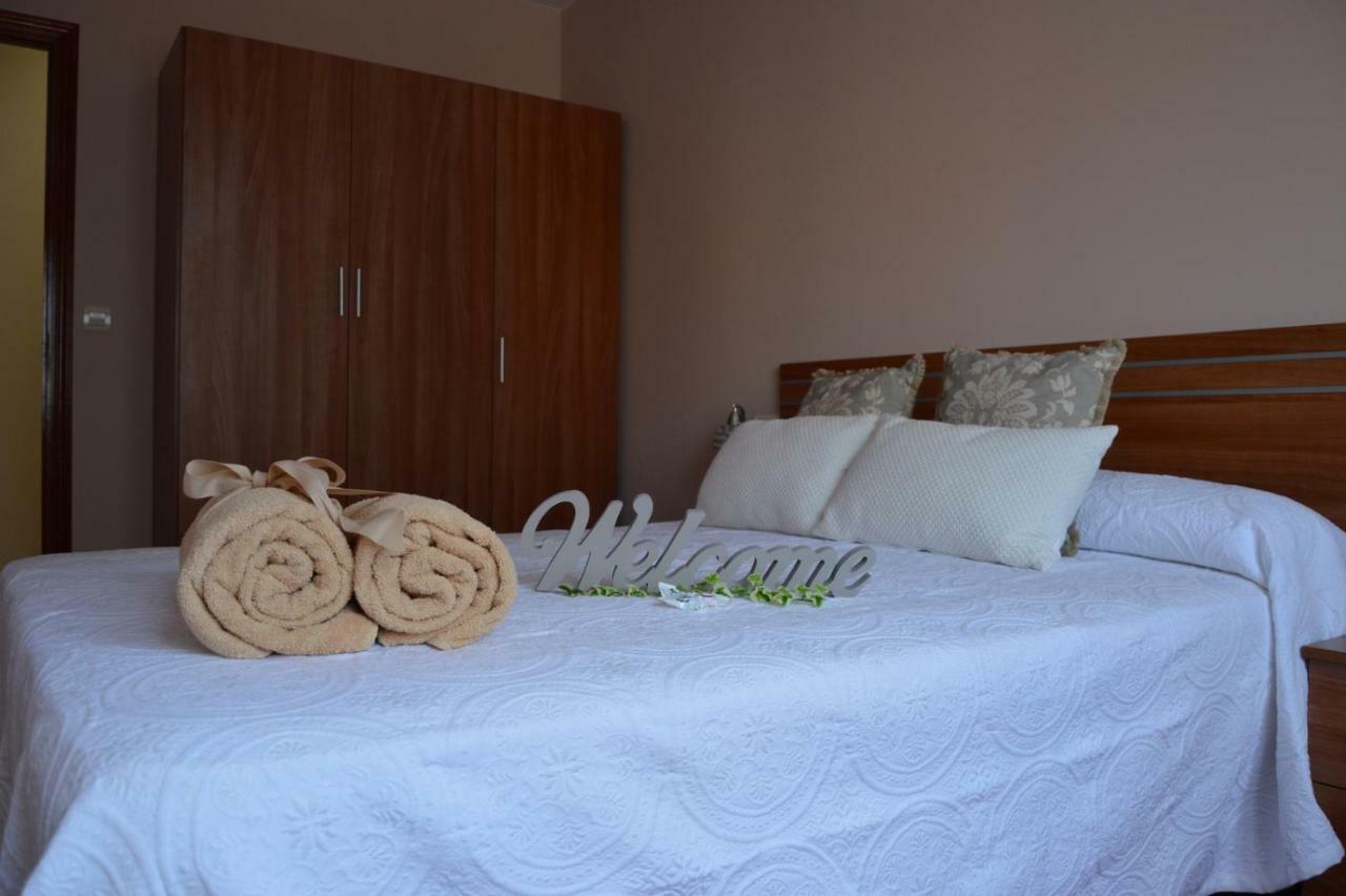 Apartamento Piso da Empegada Arzúa Exterior foto