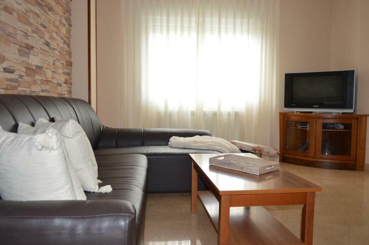 Apartamento Piso da Empegada Arzúa Exterior foto